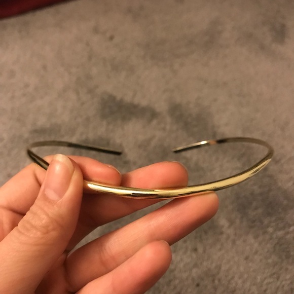 Simple Choker Necklace - Picture 3 of 5